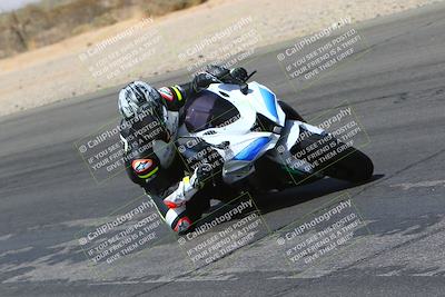 media/Mar-28-2022-Superbike Trackdays (Mon) [[b8603d0f67]]/Open Track Time/Turn 3 Inside/